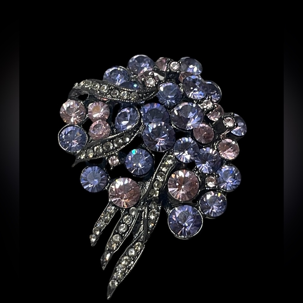 Elegant Joan rivers Floral Crystal Brooch